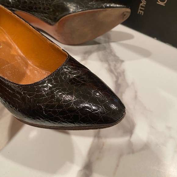 Vintage FENDI crocodile pointed toe heels - Picture 4 of 8